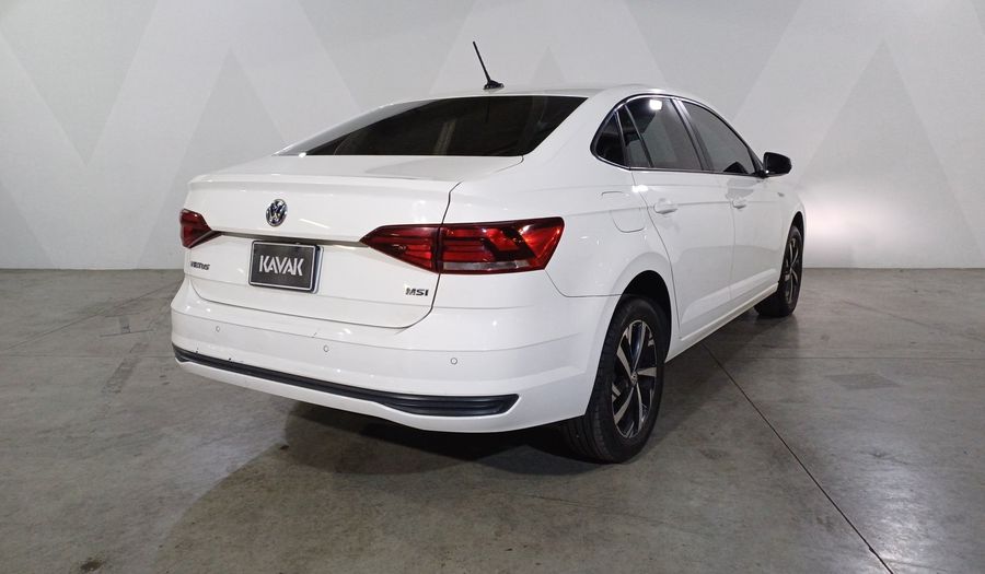 Volkswagen Virtus 1.6 COMFORTLINE AUTO Sedan 2022