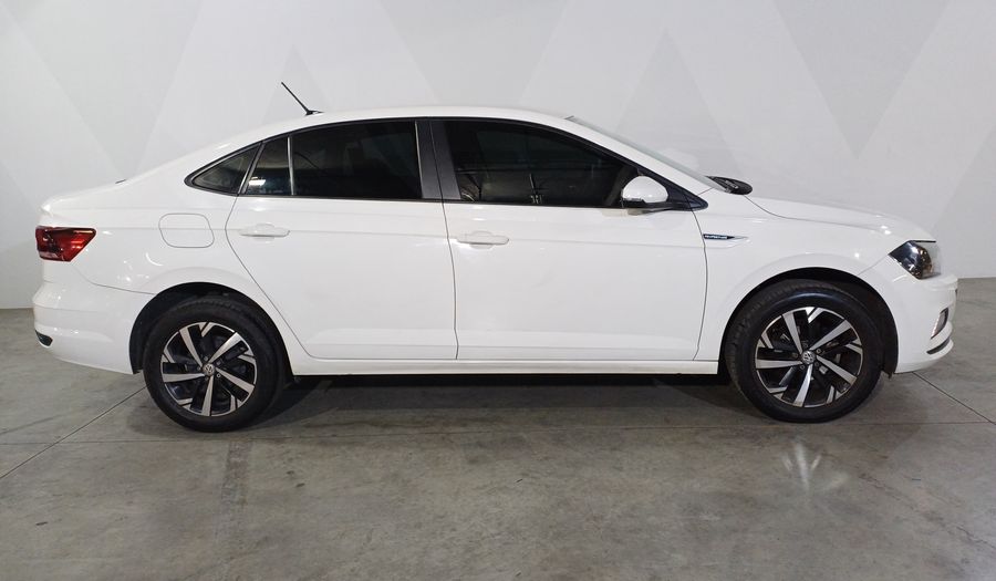 Volkswagen Virtus 1.6 COMFORTLINE AUTO Sedan 2022
