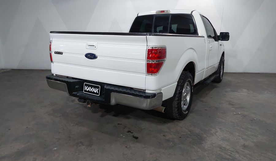 Ford Lobo 5.0 LOBO XLT REGULAR CAB 4X2 TA Pickup 2013