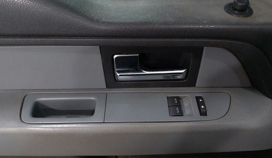 Ford Lobo 5.0 LOBO XLT REGULAR CAB 4X2 TA Pickup 2013