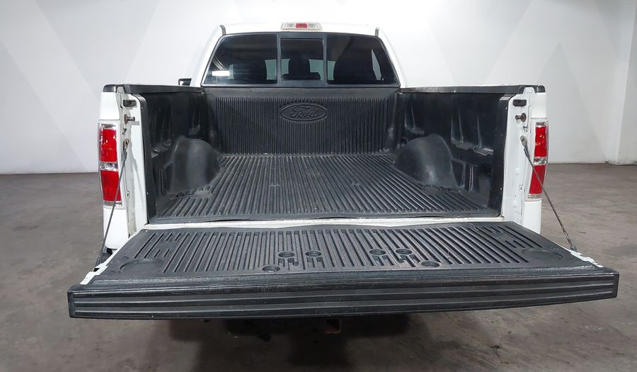 Ford Lobo 5.0 LOBO XLT REGULAR CAB 4X2 TA Pickup 2013