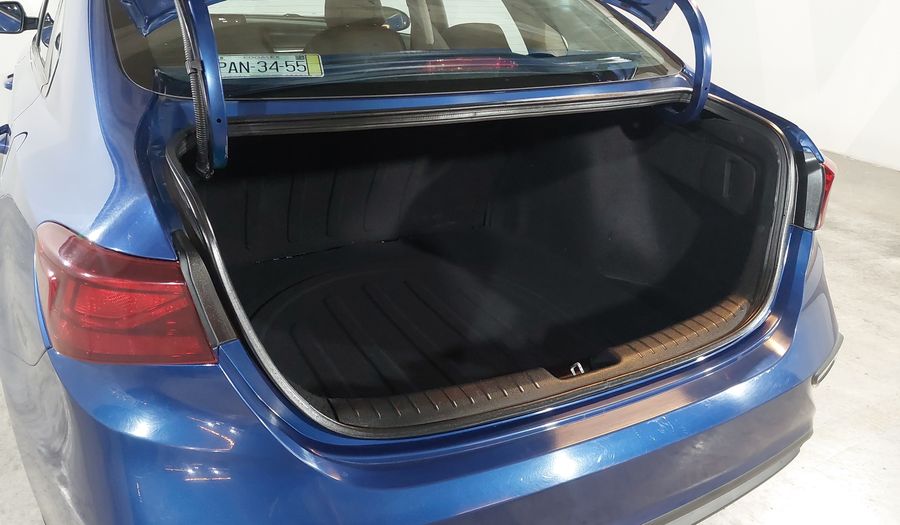 Kia Forte 2.0 L Sedan 2021