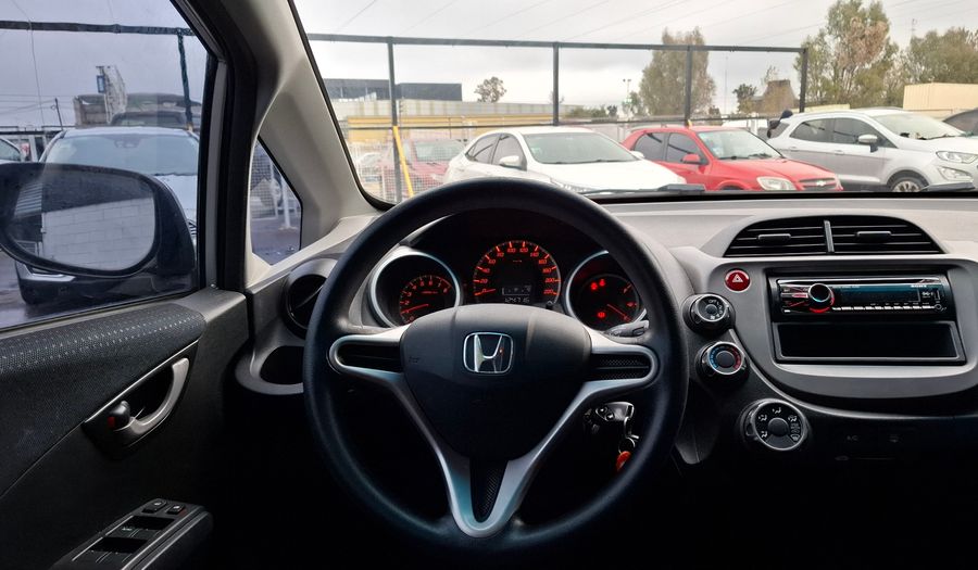 Honda Fit 1.4 LX MT Hatchback 2011