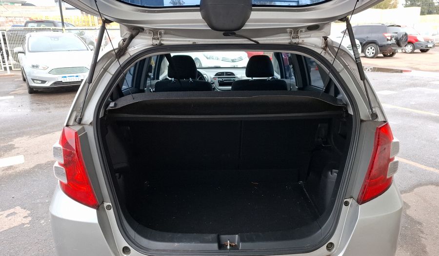 Honda Fit 1.4 LX MT Hatchback 2011