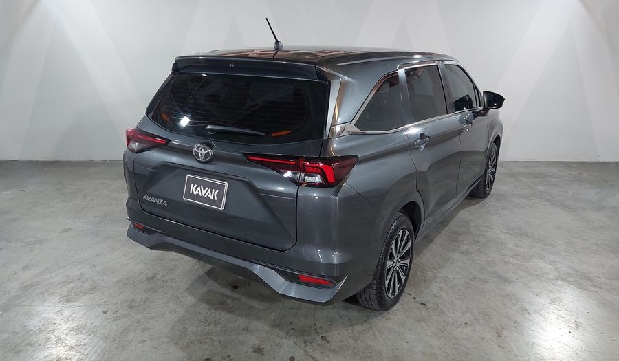 Toyota Avanza 1.5 XLE CVT Minivan 2024
