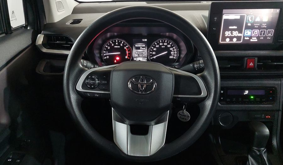 Toyota Avanza 1.5 XLE CVT Minivan 2024