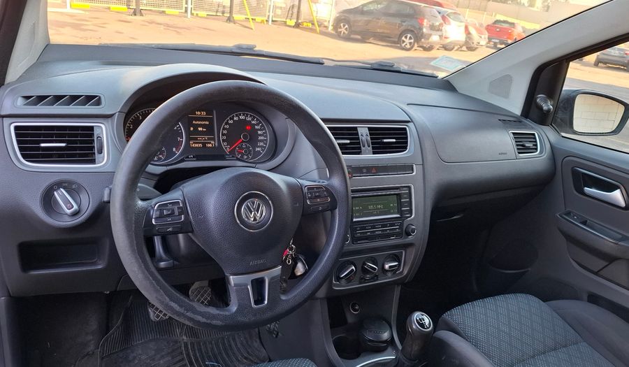 Volkswagen Suran 1.6 COMFORTLINE AB Wagon 2014