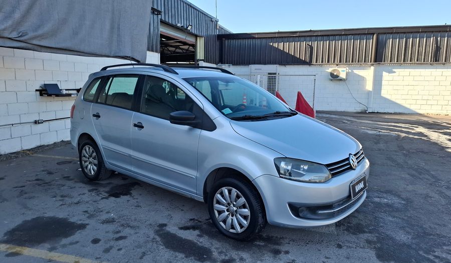 Volkswagen Suran 1.6 COMFORTLINE AB Wagon 2014