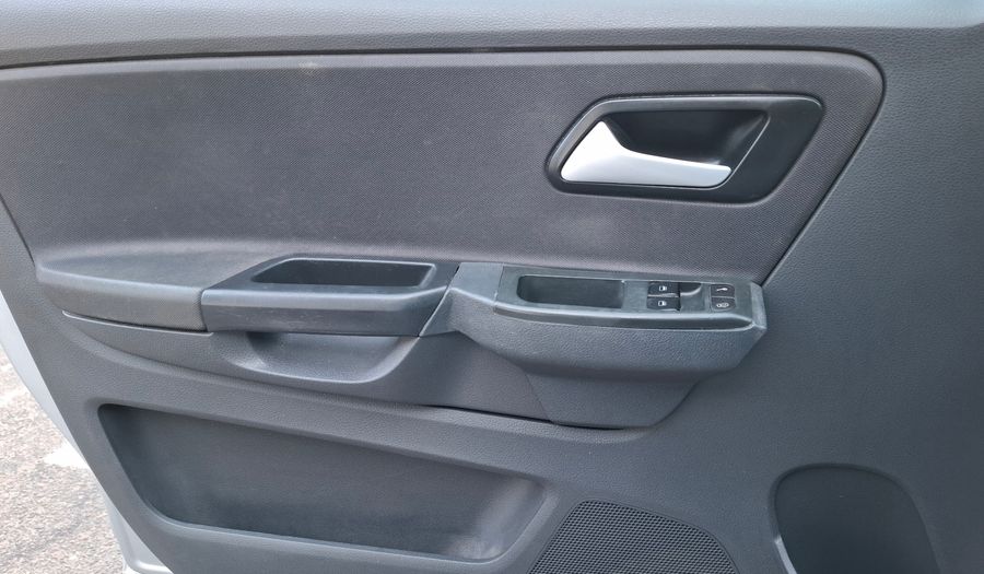 Volkswagen Suran 1.6 COMFORTLINE AB Wagon 2014