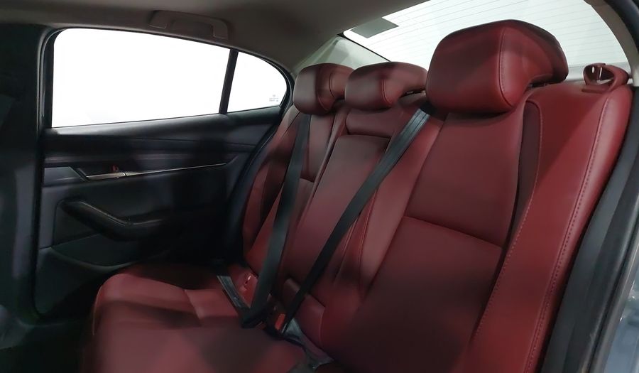 Mazda 3 2.5 SIGNATURE 4WD AUTO Sedan 2024