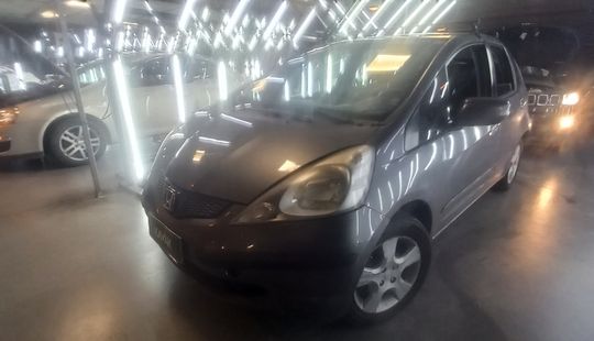 Honda • Fit