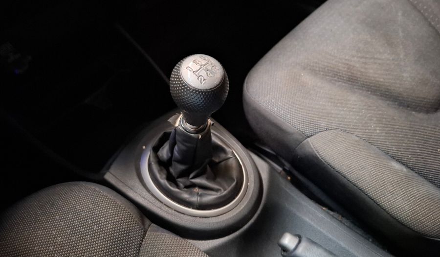 Honda Fit 1.4 LX MT Hatchback 2010