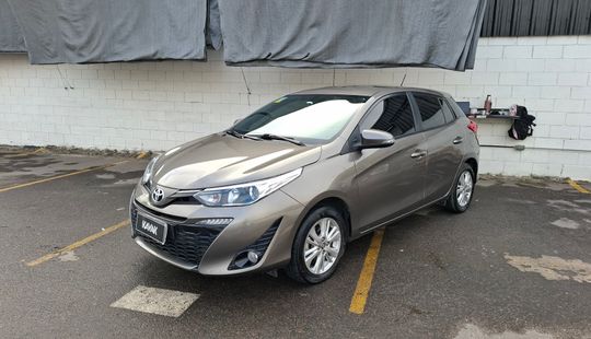 Toyota • Yaris