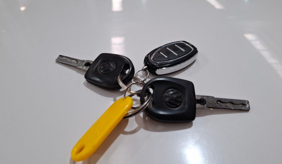 Volkswagen Gol Trend 1.6 PACK I Hatchback 2014