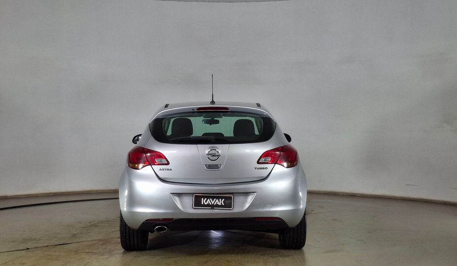 Opel Astra 1.6 TURBO ENJOY AUTO Hatchback 2014