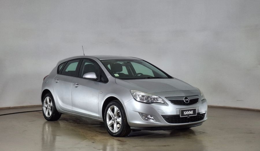 Opel Astra 1.6 TURBO ENJOY AUTO Hatchback 2014