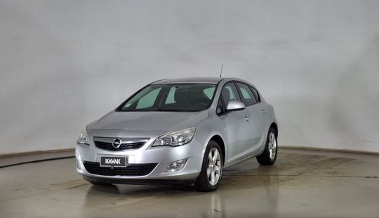 Opel • Astra