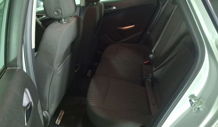 Opel Astra 1.6 TURBO ENJOY AUTO Hatchback 2014