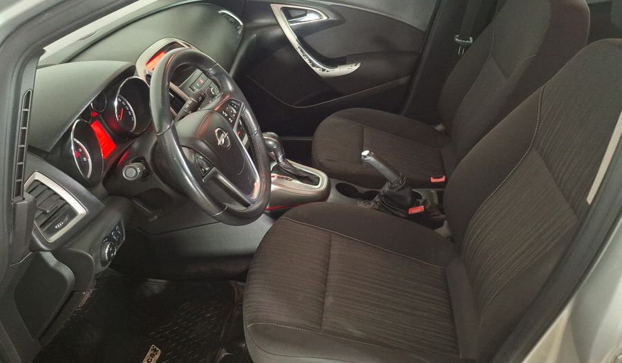 Opel Astra 1.6 TURBO ENJOY AUTO Hatchback 2014