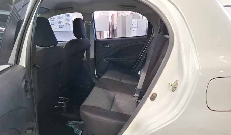 Toyota Etios 1.5 XLS Hatchback 2018