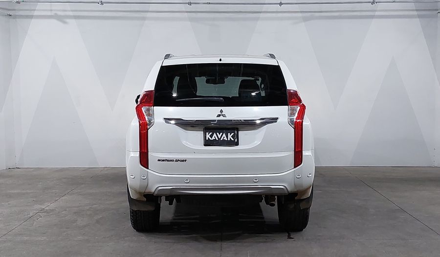 Mitsubishi Montero 3.0 ADVANCE AUTO Suv 2018