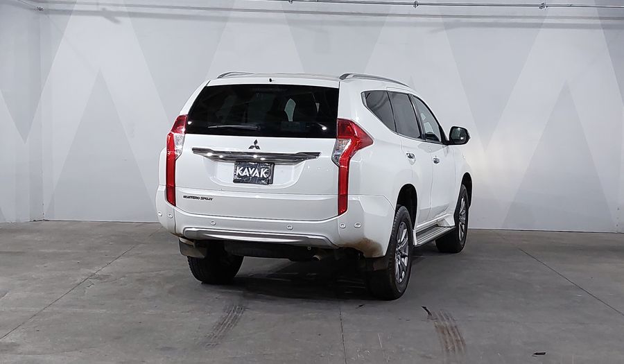 Mitsubishi Montero 3.0 ADVANCE AUTO Suv 2018