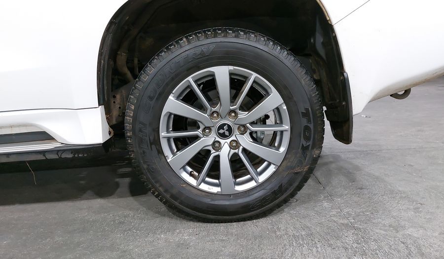 Mitsubishi Montero 3.0 ADVANCE AUTO Suv 2018