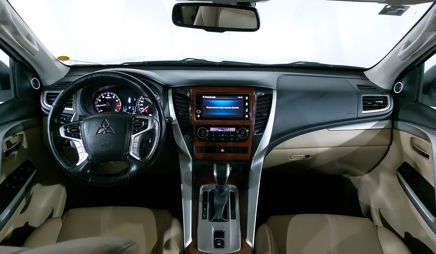 Mitsubishi Montero 3.0 ADVANCE AUTO Suv 2018