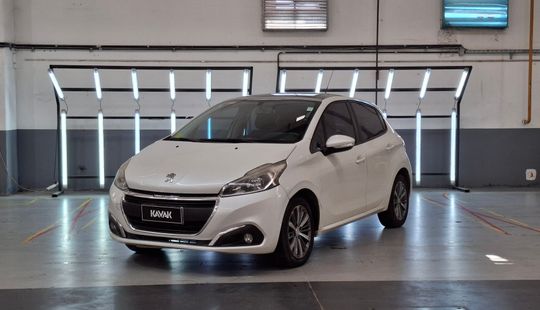 Peugeot • 208