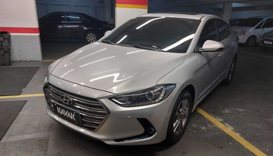 Hyundai • Elantra