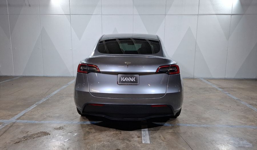 Tesla Model Y BEV RWD AUTO Suv 2025