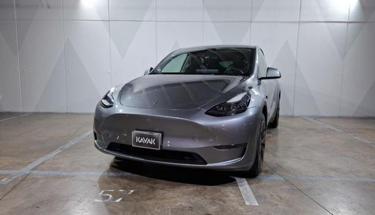 Tesla • Model Y