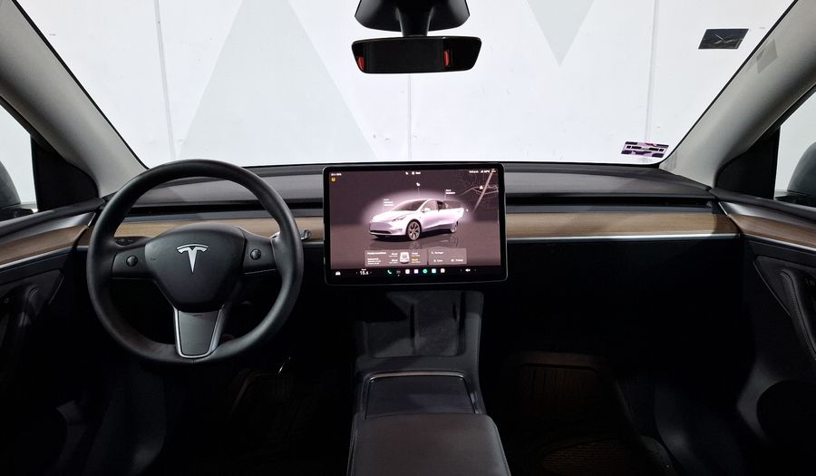 Tesla Model Y BEV RWD AUTO Suv 2025