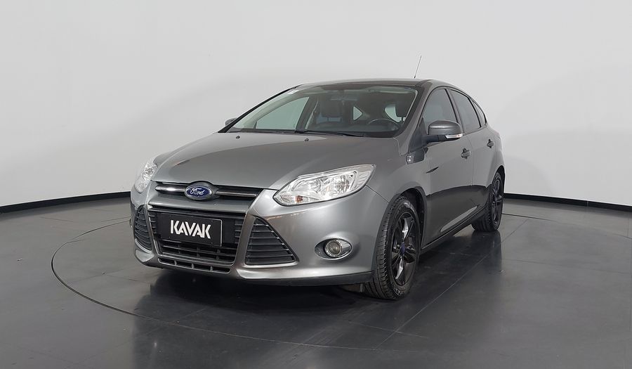 Ford Focus SE Hatchback 2015