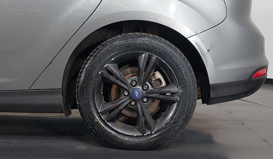 Ford Focus SE Hatchback 2015