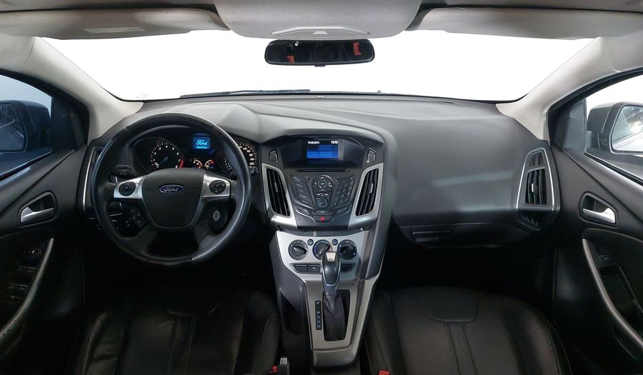 Ford Focus SE Hatchback 2015