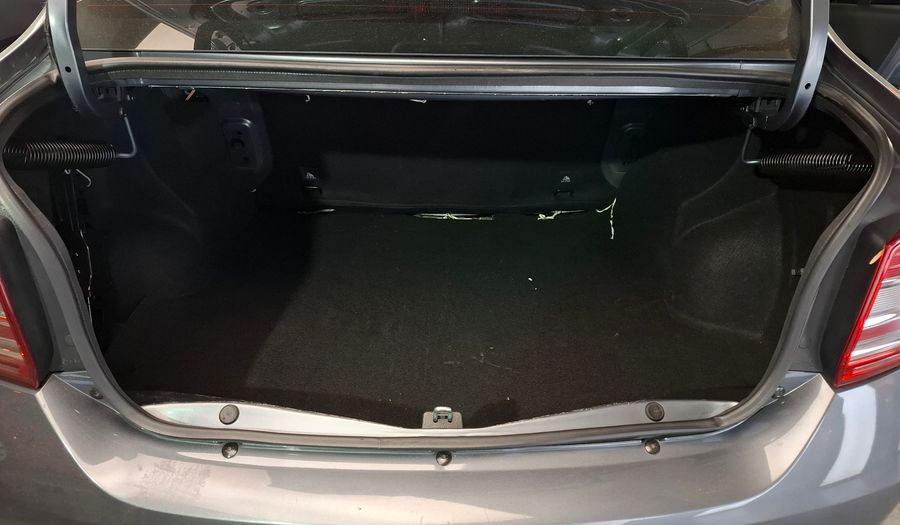 Renault Logan 1.6 LIFE Sedan 2023