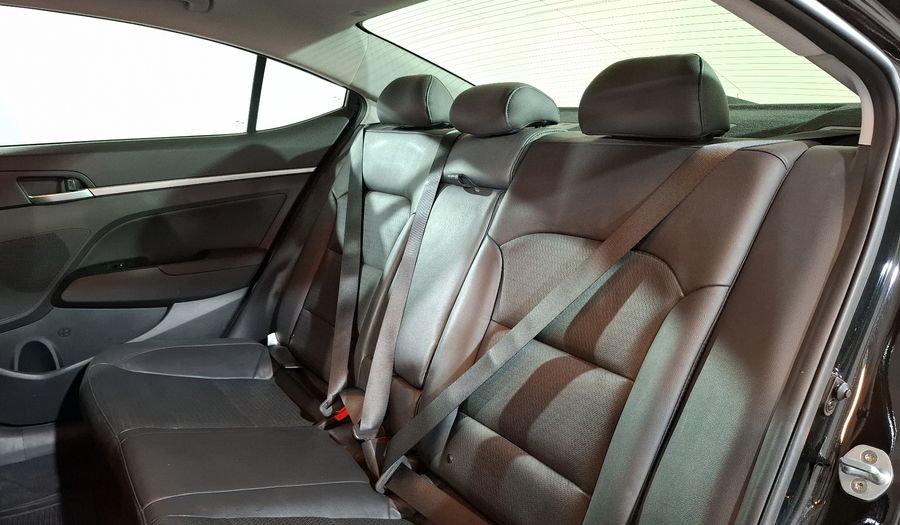 Hyundai Elantra 2.0 LIMITED TECH NAVI AUTO Sedan 2019