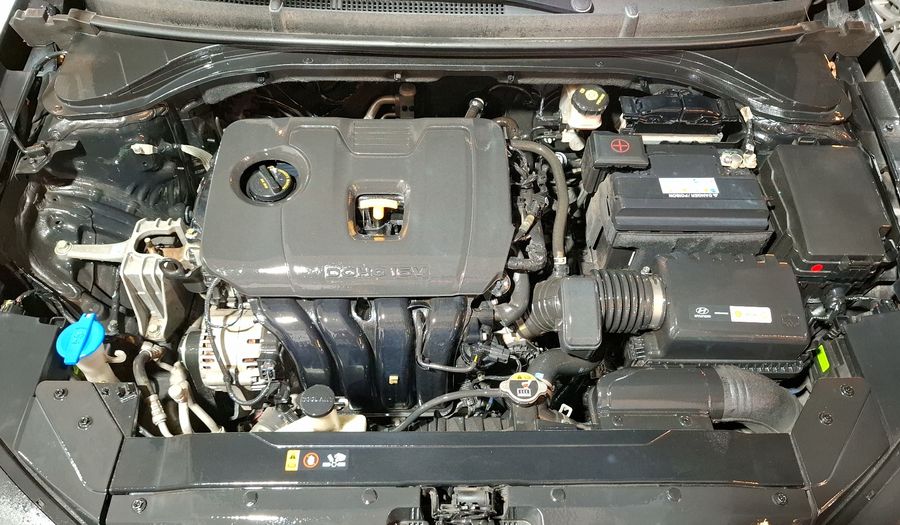 Hyundai Elantra 2.0 LIMITED TECH NAVI AUTO Sedan 2019