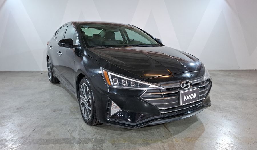 Hyundai Elantra 2.0 LIMITED TECH NAVI AUTO Sedan 2019