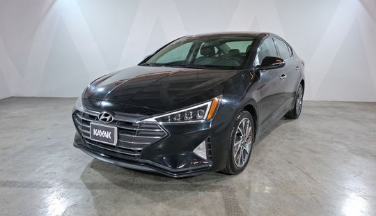 Hyundai • Elantra