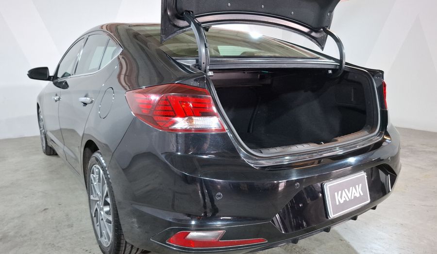 Hyundai Elantra 2.0 LIMITED TECH NAVI AUTO Sedan 2019
