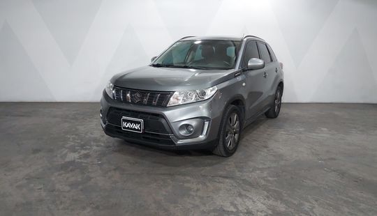 Suzuki • Vitara