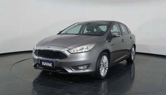 Ford • Focus
