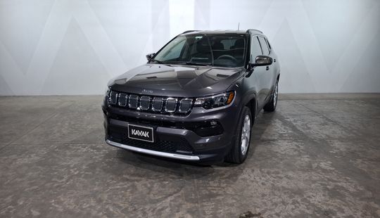 2022 • 22,037 km • Automático