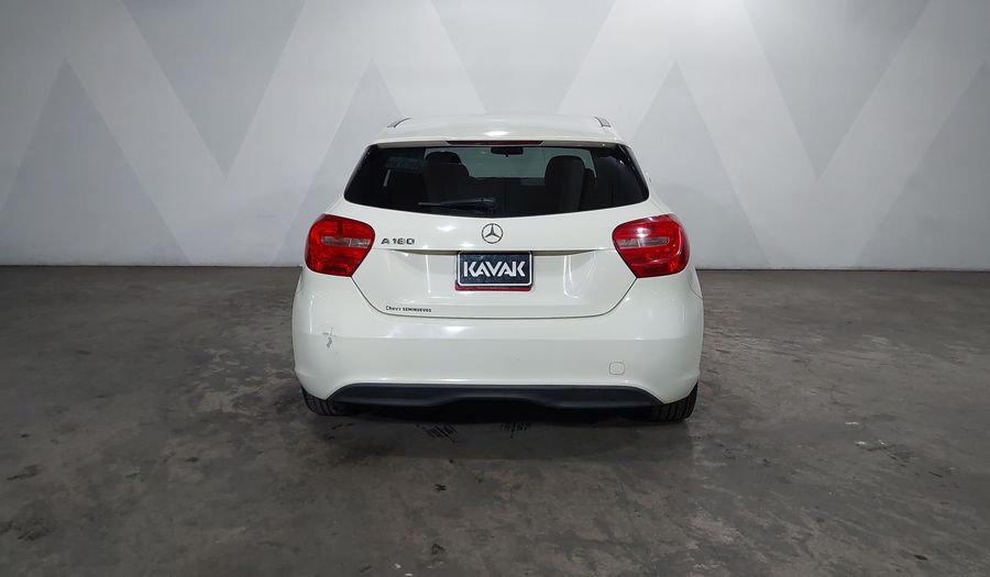 Mercedes Benz Clase A 1.6 180 CGI 7G-DCT Hatchback 2015