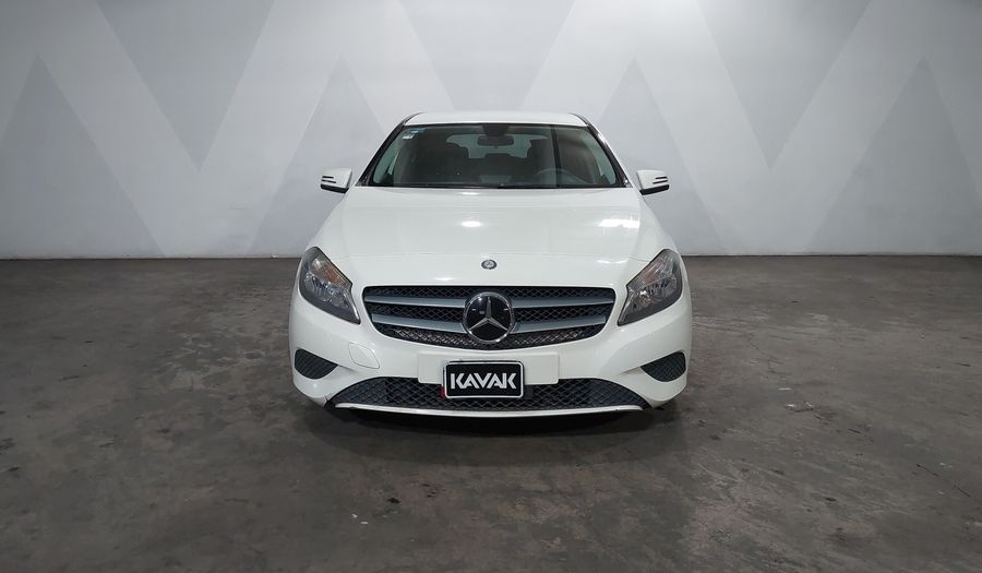 Mercedes Benz Clase A 1.6 180 CGI 7G-DCT Hatchback 2015