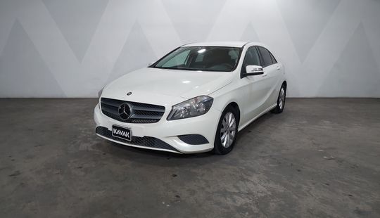 Mercedes Benz • Clase A