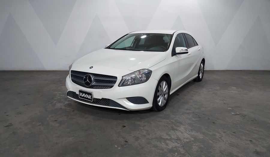 Mercedes Benz Clase A 1.6 180 CGI 7G-DCT Hatchback 2015