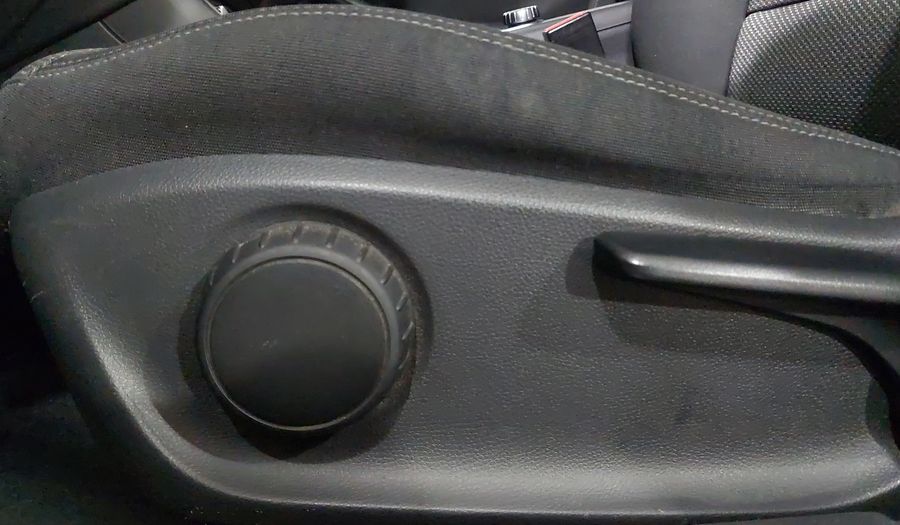 Mercedes Benz Clase A 1.6 180 CGI 7G-DCT Hatchback 2015